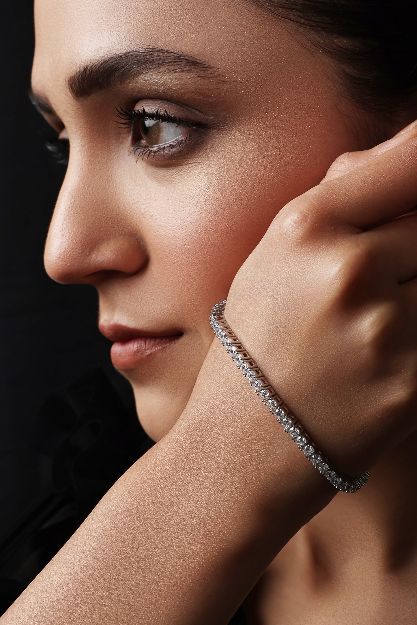 Tennis bracelet